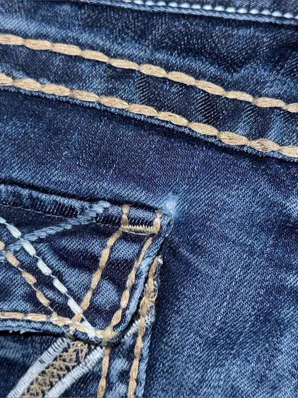 Buckle BKE Sabrina Low Rise Flare Jeans Size 26 x 31 Distressed Flap Pocket Y2K - Image 7