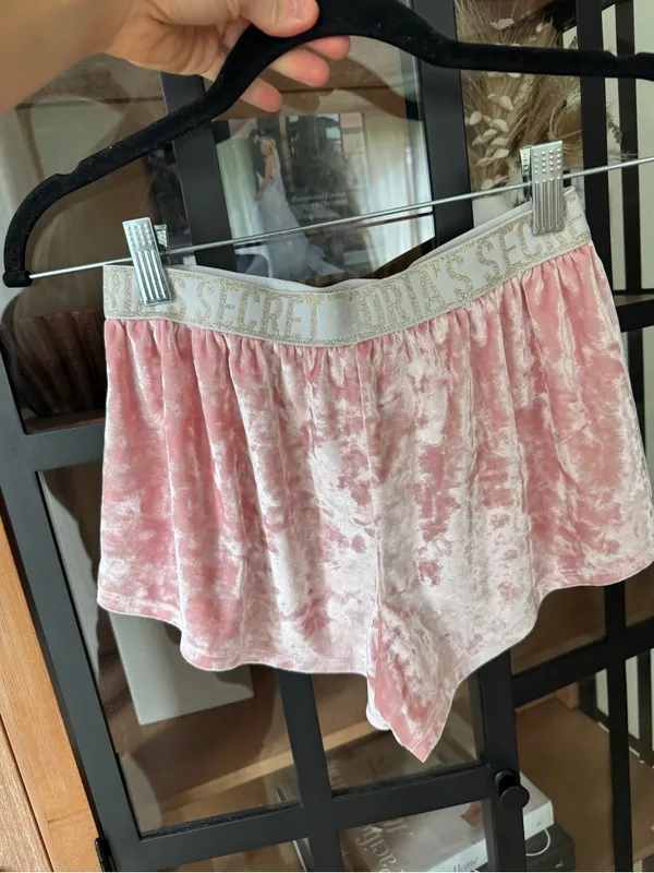 Victoria’s secret boxer pajamas shorts crushed velvet elastic micro glitter - Image 6