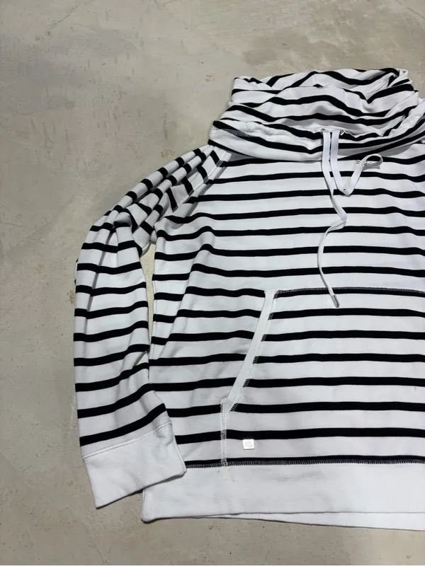 Lauren Ralph Lauren Striped Black & White funnel neck Pullover Sweatshirt large - Image 2