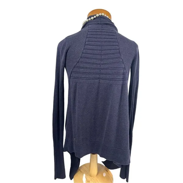 Lululemon Purple Waterfall Live Healthy Wrap Cardigan size small (no tag) - Image 3