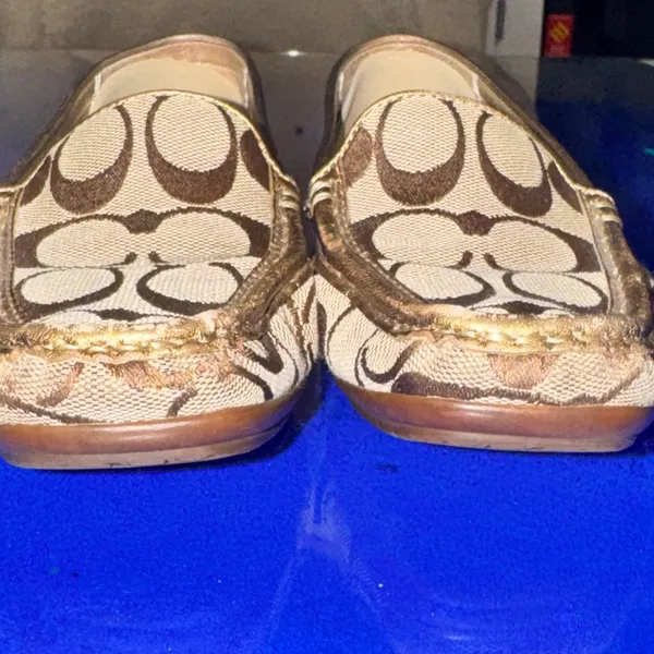 Coach Sheila Signature C Loafers 7.5 Preppy Quiet Luxury Cottagecore Workwear - Image 16