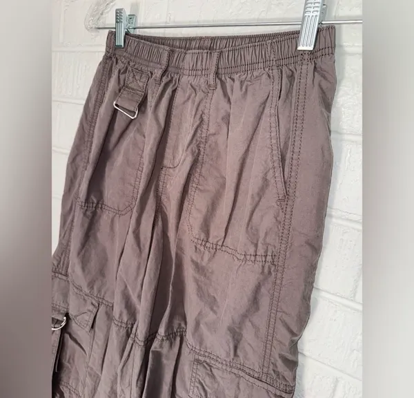 NWT WILD FABLE XXS Women's Mid Rise Wide Leg Relaxed Cargo Pants XXS - Image 2
