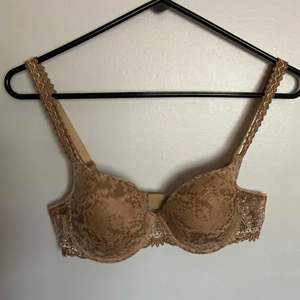 Women’s Padded Chantelle Bra - Image 7