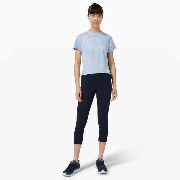 LULULEMON Train to Be Short Sleeve in Blue Linen / Chalk Wash Water Drop Size 10 - Image 7
