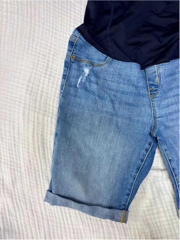 Women's Isabel Maternity Blue Distressed Bermuda Shorts Size 8 - Image 9