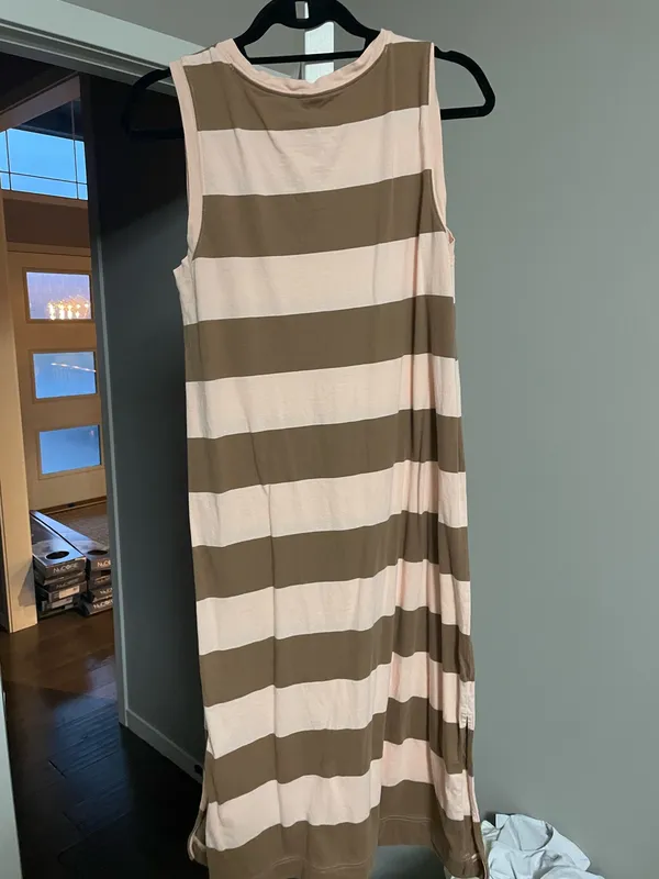 Old Navy Dress - Image 2