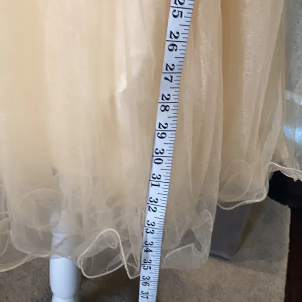 Women’s Short Prom Party Dress Size 6 - Image 9