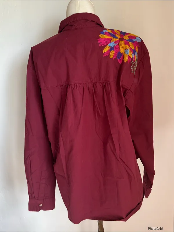 Anthropologie Maeve Embroidered Button down Size US 10 - Image 5