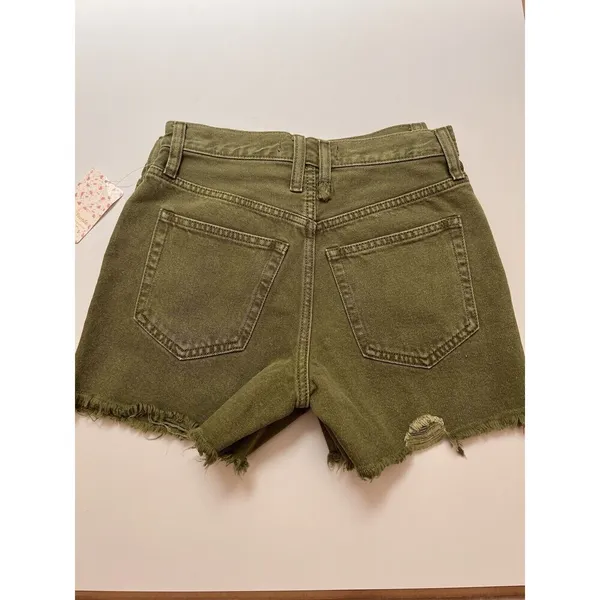 Free People Makai Cut Off Denim Shorts in Olive Size‎ 24 NWT - Image 12