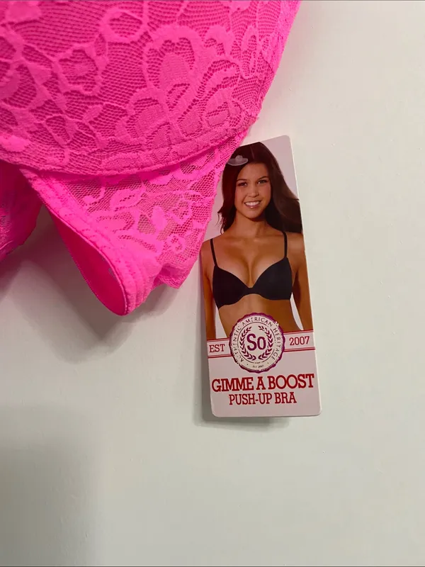 SO Hot Pink Lace Push-Up Bra Size 38C NWT - Image 2