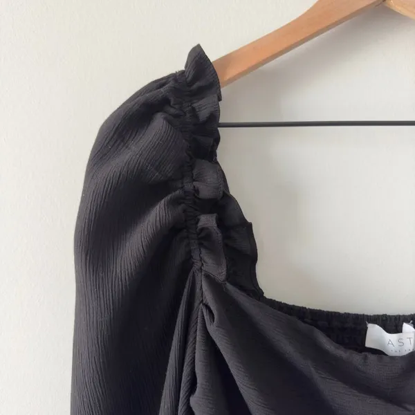 ASTR the Label Ruched Smocked Back Long Sleeve Top Ruffle Solid Black Classy S - Image 6