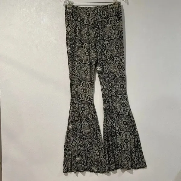 Abercrombie & Fitch Paisley Flare Pants Gray Green Boho Bell Bottom Women’s Larg - Image 3