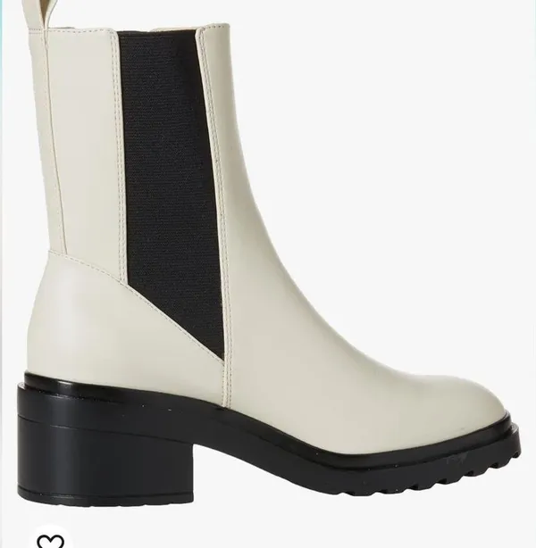 Amazon Boots - Image 4
