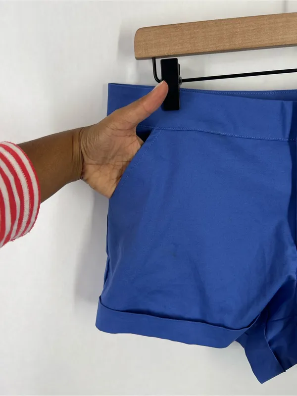 Adidas Originals Chino Shorts Blue Cuffed Trefoil Size Small - Image 4