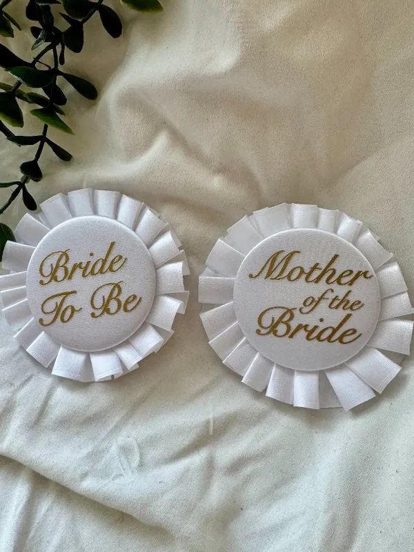 Beistle Bride To Be & Mother of the Bride Rosette Pin Set - White & Gold Satin - Image 3