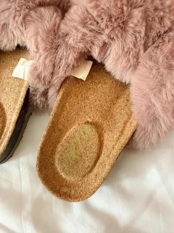 Aerie Pink Fur Cork Slides Size 6 - Image 4