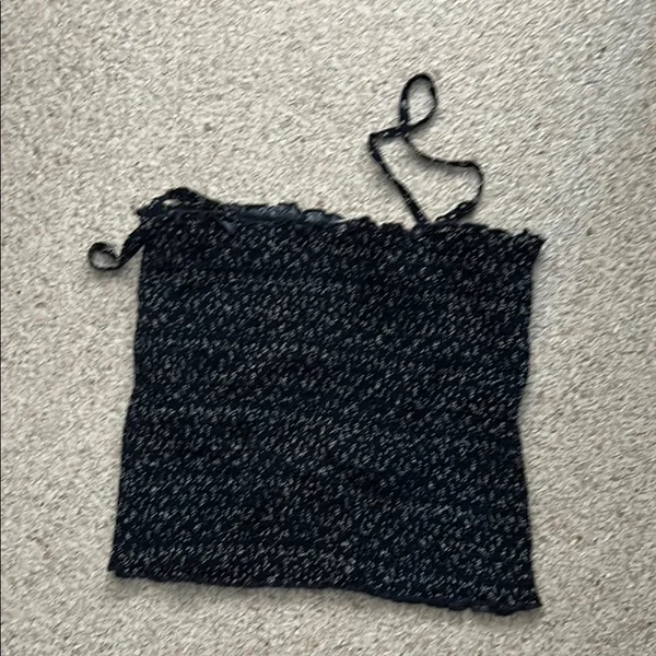 Brandy Melville Black Smocked Camisole - Image 4