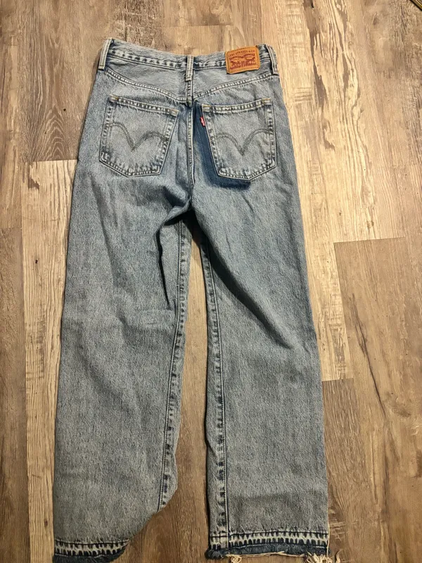 Levi’s Ribcage Straight Jeans - Image 2
