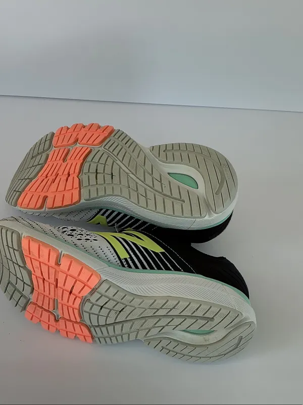 New Balance Women's Running Shoes - White, Black & Neon Yellow Accents - Image 6