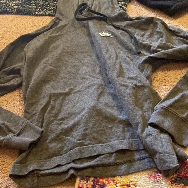 Nike hooded‎ long sleeve small - Image 3