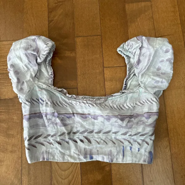 Aritzia Wilfred wander linen puff-sleeve crop top size small - Image 6
