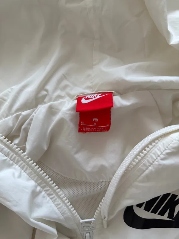 Nike Windbreaker Jacket - Image 3