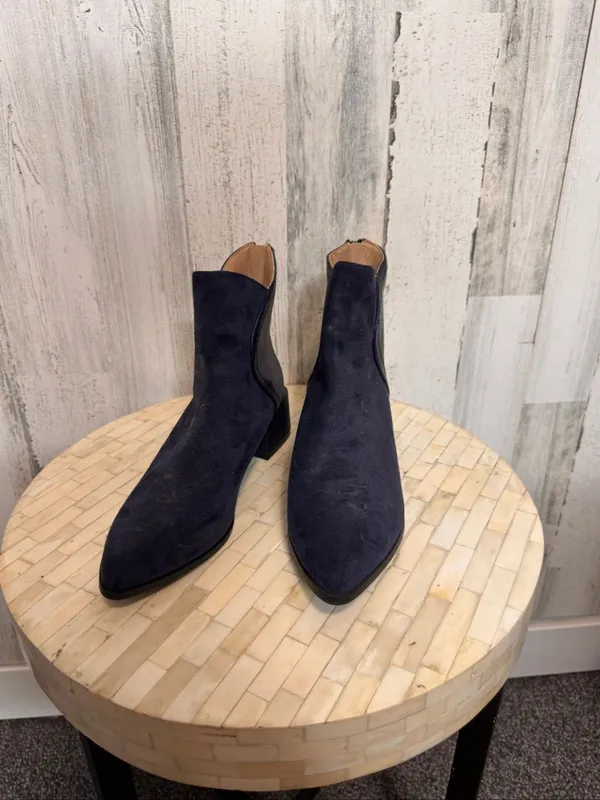 Journee Collection Pointed Toe Block Heel Ankle Booties Womens 8.5 Navy Suede - Image 4