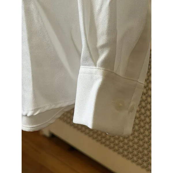 UNIQLO Women's L White Solid Collared Long Sleeve Button Women's Rayon Blouse - Image 6