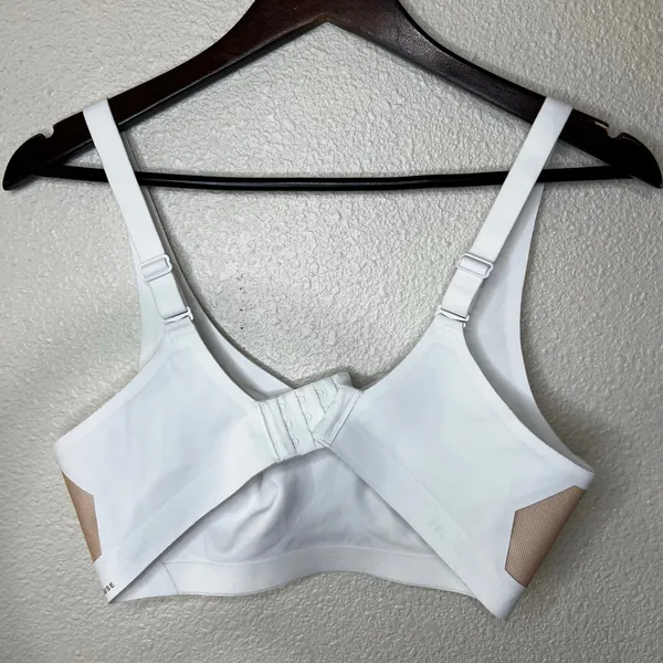 Honeylove CrossFlex Activity Wirefree Bra in white Cloudfuse SMALL - Image 5