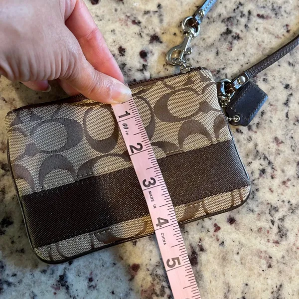 Coach‎ Signature C Canvas Brown Wristlet Pouch Bag Purse Clutch Monogram - Image 6