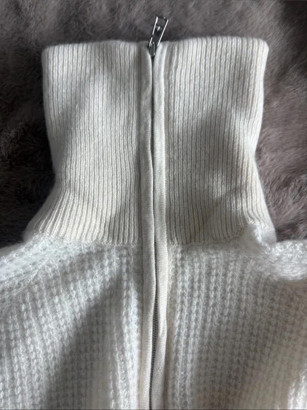 Alo cashmere quarter zip size small - Image 4