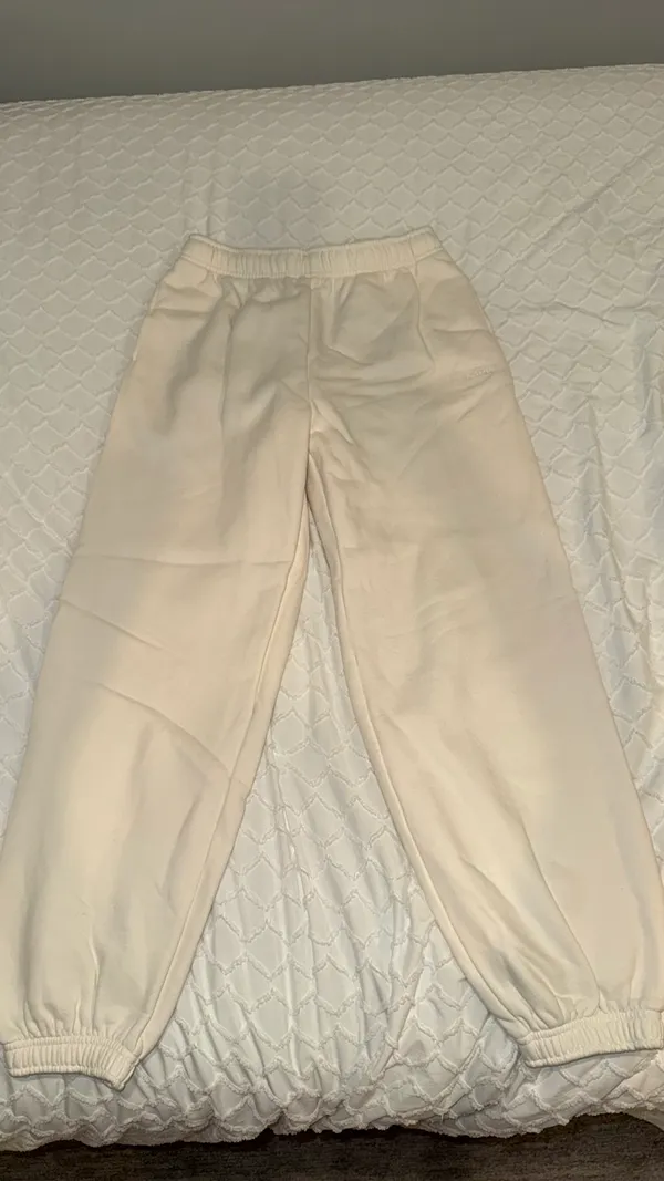 Aritzia Cream Mega Fit Cozy Fleece Sweatpants - Image 2