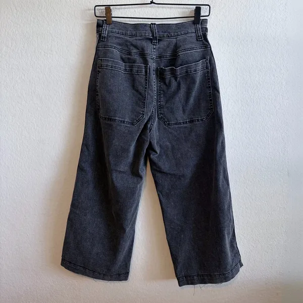HOLLISTER Black High Rise Cropped Wide Leg Lines Relaxed Denim Jeans Womens 26 - Image 3