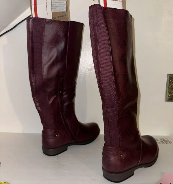 Journee Collection faux leather zip up Burgundy Boots size 7 Women’s W/O box 🆕 - Image 9