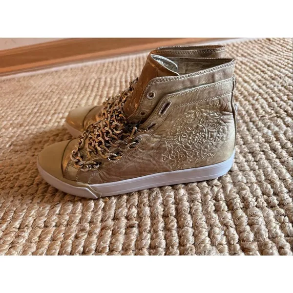 Upper Echelon “Nice” Women’s 8.5 Gold Leather Chain High Tops - Image 5