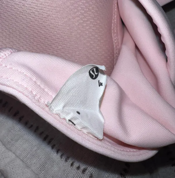 Lululemon Like A Cloud Longline Bra🍓☁️ - Image 7