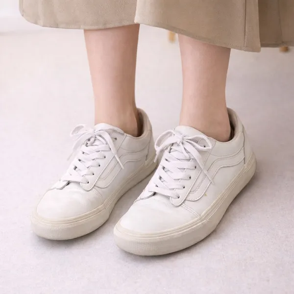 Vans Women's White Sneakers 6.5 - Image 2
