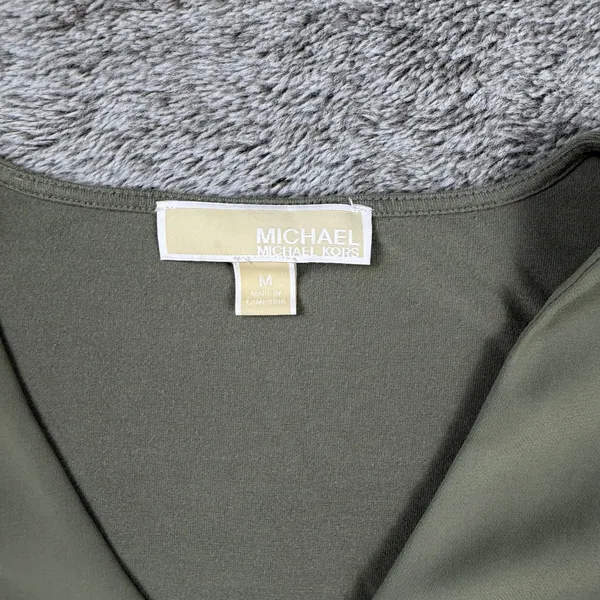 Michael Kors V-Neck Layered Shift Blouse Women's Medium Green - Image 2