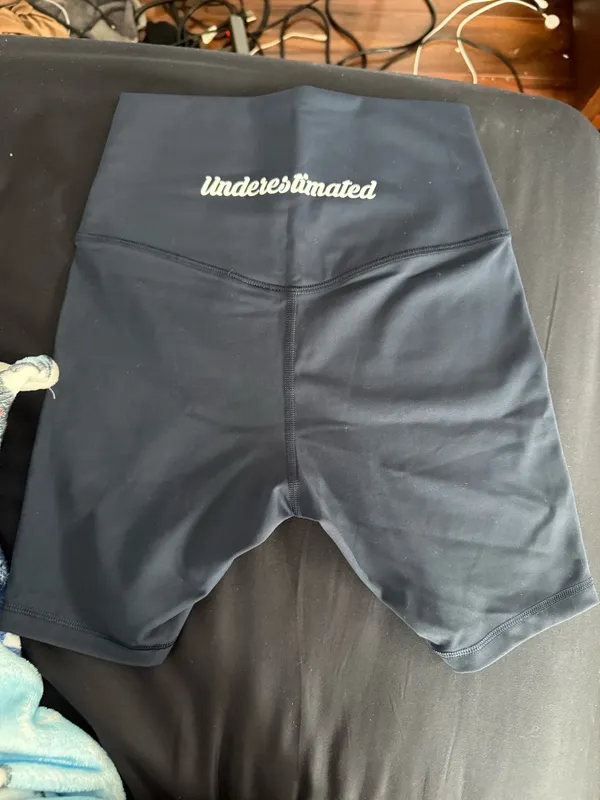 Underestimated Seamless Navy Legging Shorts Gray Size 4 - Image 2