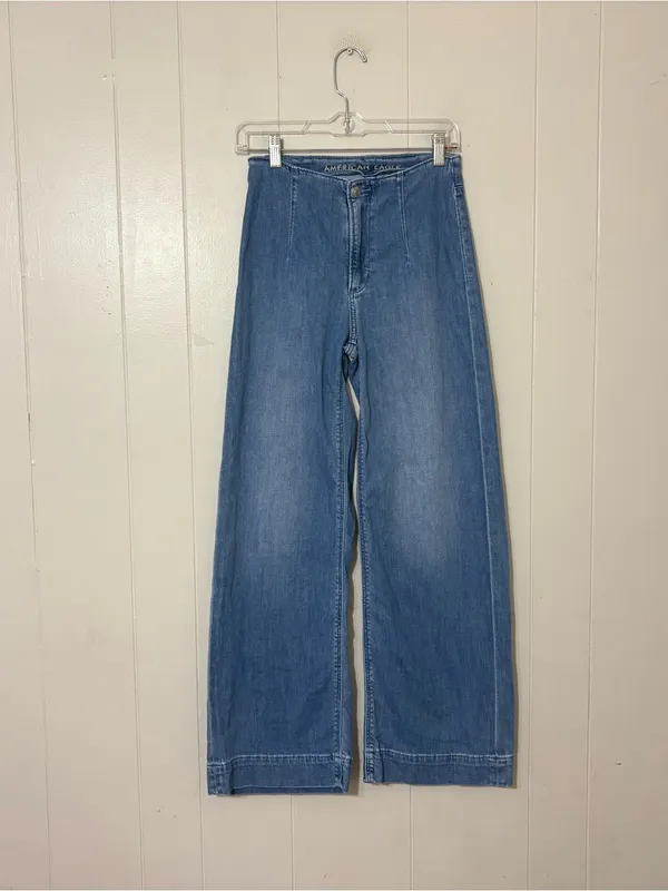 American Eagle Super High Rise Baggy Wide Leg Jeans Womens 00 Light Wash - Image 3