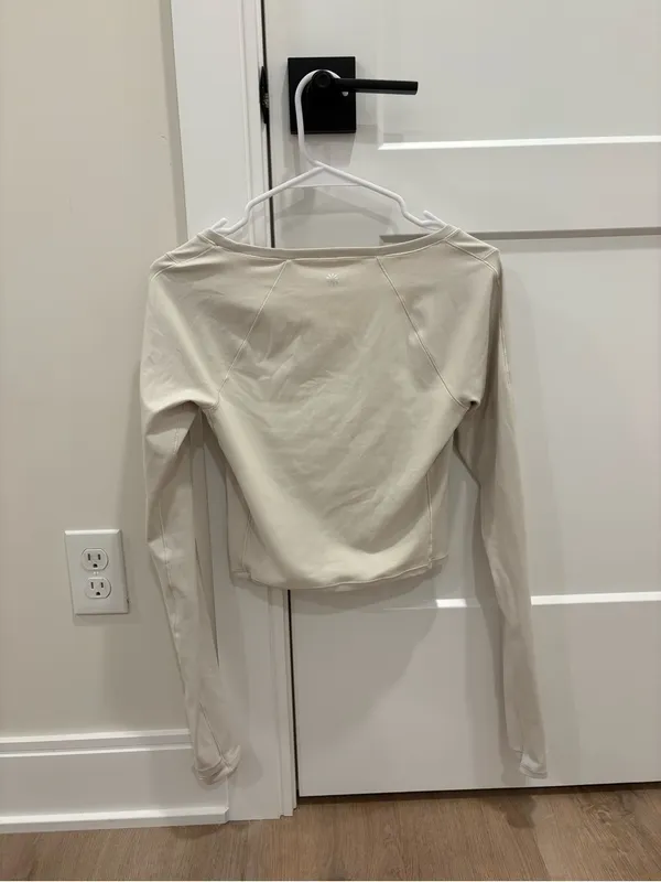 Athleta Transcend Long Sleeve Size XS - Image 5