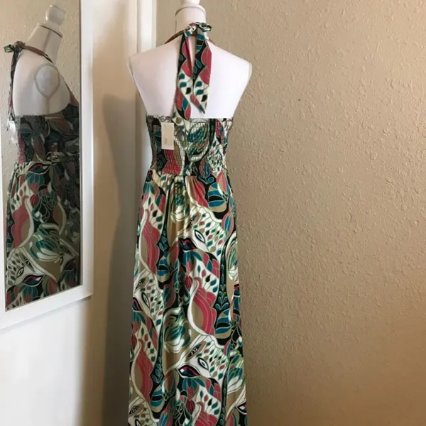 NWT Flirty Maxi Halter - Image 4