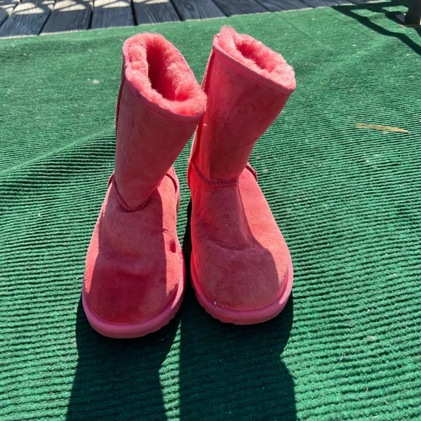 Ugg Classic Short ‘Pink’ Women’s Size 6 Pink - Image 3