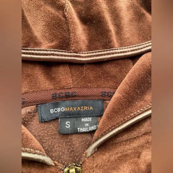 BCBGMaxAzria Brown Boxy Hoodie velour with Relaxed Fit - Image 5