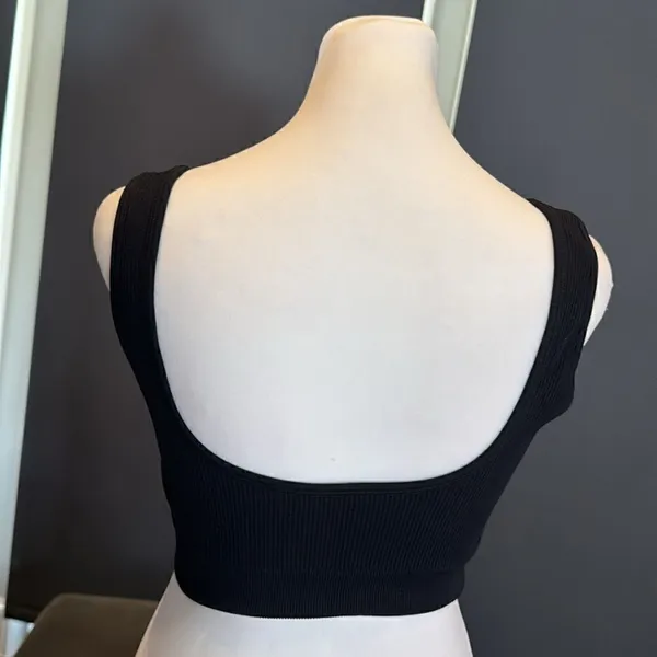 Women’s Black Activewear Set 2 Workout Tops & Leggings Size M NEW - Image 6