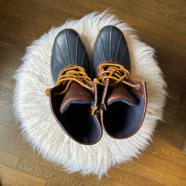 Sperry Navy and Dark Brown Saltwater Duck Boot - Image 3