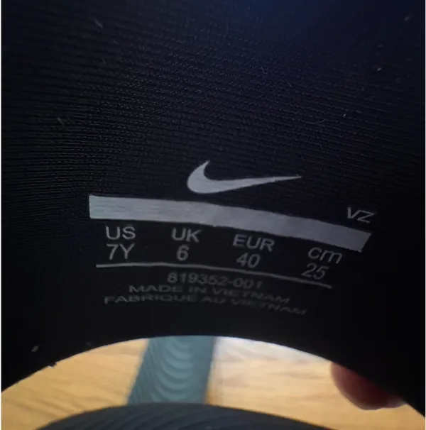 Black Nike Women’s Slides - Image 7