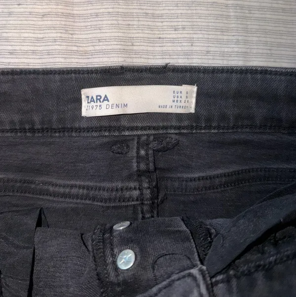 ZARA Black Denim Shorts - Image 4