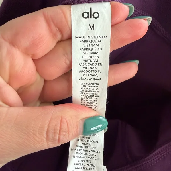 Alo Yoga Airlift Suit Up Stirrup Leggings in a gorgeous plum purple shade - Image 8