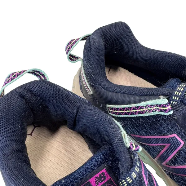 New Balance 410v6 Trail Running Shoes Women 8 Navy‎ Hiking WT410SN6 All Terrain - Image 5